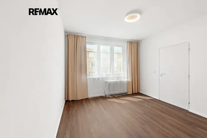 Prodej bytu 3+1, Praha - Zličín, Nedašovská, 80 m2