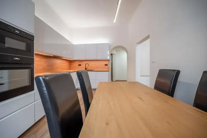 Pronájem bytu 4+1, Praha - Vyšehrad, Vratislavova, 101 m2