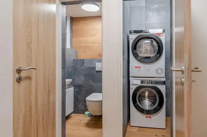 Pronájem bytu 4+1, Praha - Vyšehrad, Vratislavova, 101 m2