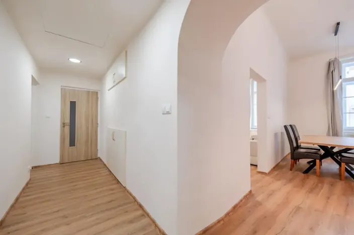 Pronájem bytu 4+1, Praha - Vyšehrad, Vratislavova, 101 m2