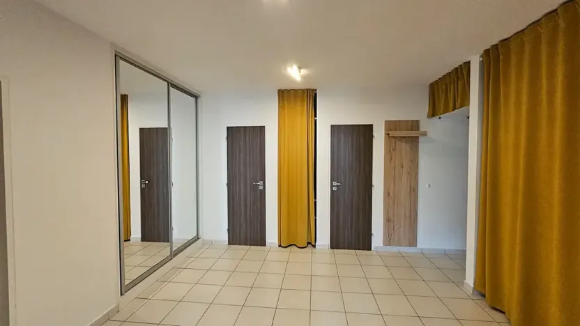 Pronájem bytu 3+kk, Praha - Jinonice, U kříže, 100 m2