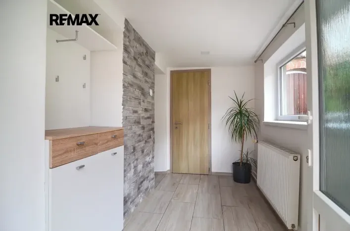 Prodej rodinného domu, Lužice, Lomená, 130 m2