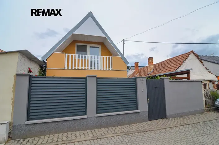Prodej rodinného domu, Lužice, Lomená, 130 m2
