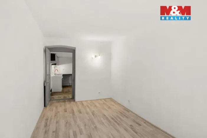 Pronájem bytu 1+1, Velvary, Chržínská, 35 m2