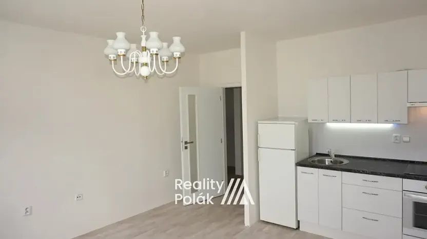 Pronájem bytu 2+kk, Liberec, Burianova, 43 m2