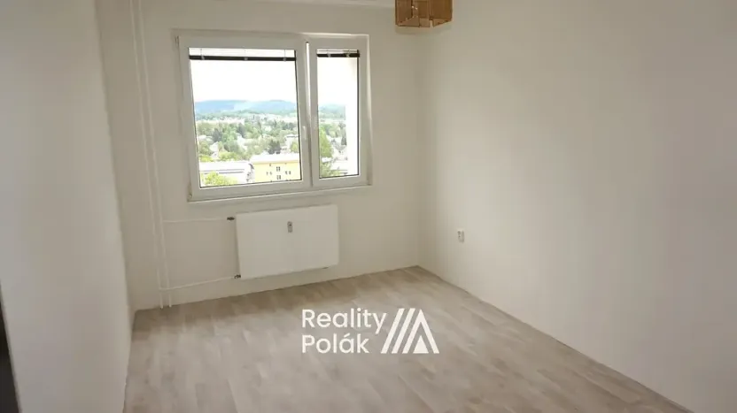 Pronájem bytu 2+kk, Liberec, Burianova, 43 m2