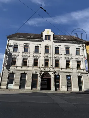 Pronájem kanceláře, České Budějovice, Nádražní, 180 m2