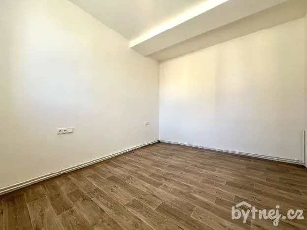 Pronájem bytu 1+1, Olomouc - Hodolany, Rejskova, 31 m2