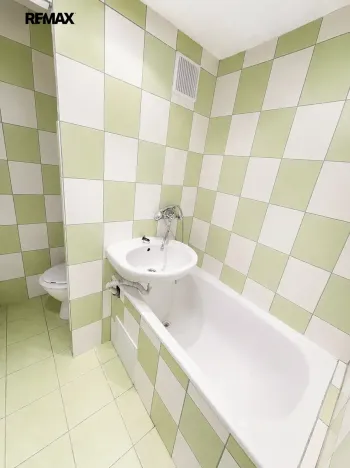 Pronájem bytu 1+kk, Most, U Věžových domů, 22 m2