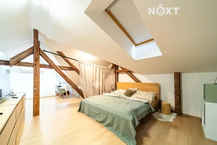 Pronájem bytu 2+kk, Vsetín, Dolní náměstí, 72 m2