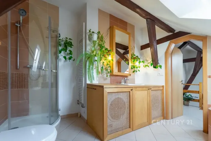 Pronájem bytu 3+1, Praha - Hloubětín, Poděbradská, 108 m2