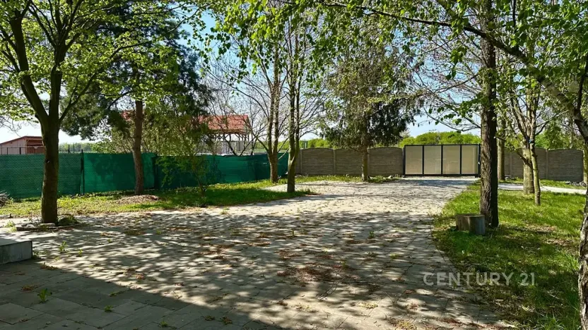 Prodej rodinného domu, Ivaň, 319 m2