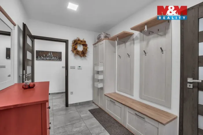 Prodej rodinného domu, Podhradí - Čejkovice, 225 m2