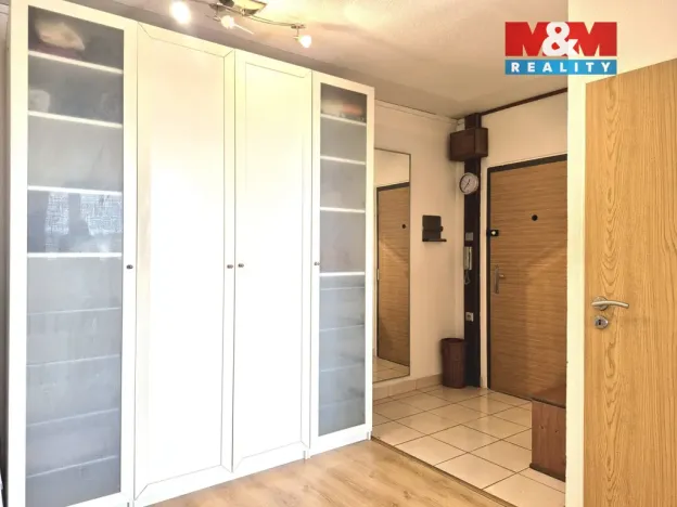 Pronájem bytu 2+kk, Praha - Modřany, Krouzova, 53 m2