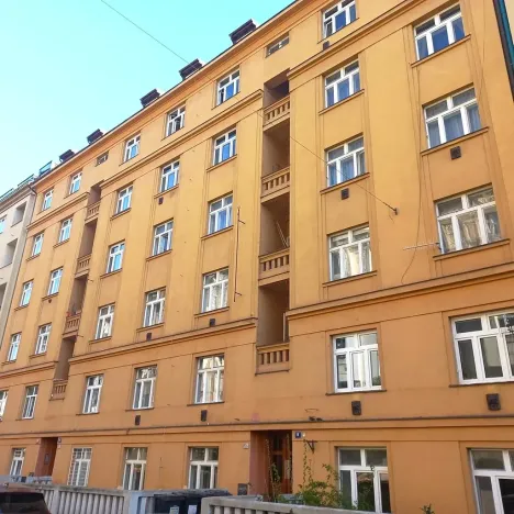 Pronájem bytu 2+kk, Praha - Bubeneč, Raisova, 41 m2