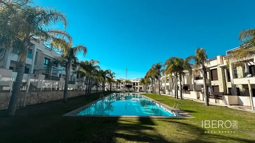 Prodej bytu 4+kk, Torrevieja, Španělsko, 96 m2