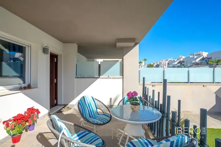 Prodej bytu 3+kk, Torrevieja, Španělsko, 76 m2
