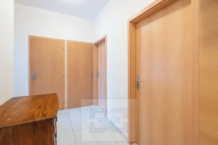 Pronájem bytu 2+1, Praha - Hradčany, Na valech, 79 m2