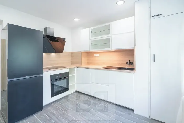 Pronájem bytu 2+1, Stráž pod Ralskem, Hornická, 52 m2