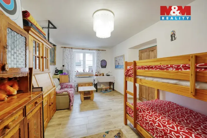 Prodej rodinného domu, Strážov, 359 m2