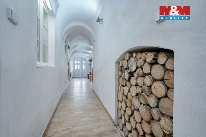 Prodej rodinného domu, Strážov, 359 m2