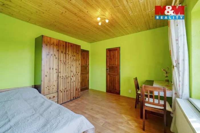 Prodej rodinného domu, Strážov, 359 m2