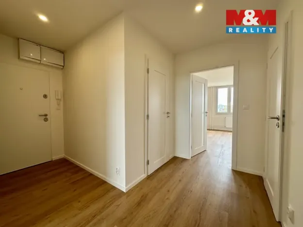 Pronájem bytu 3+kk, Praha - Bohnice, Zelenohorská, 68 m2