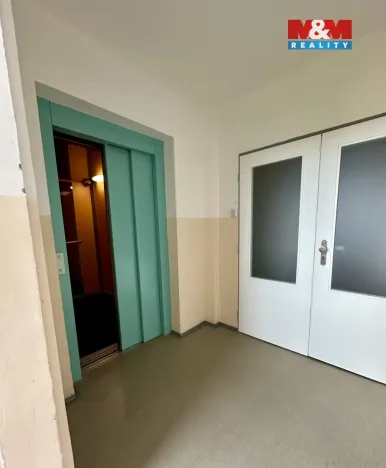 Pronájem bytu 3+kk, Praha - Bohnice, Zelenohorská, 68 m2