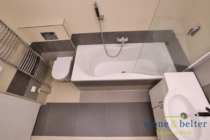 Pronájem bytu 4+kk, Praha - Nové Město, Lublaňská, 90 m2