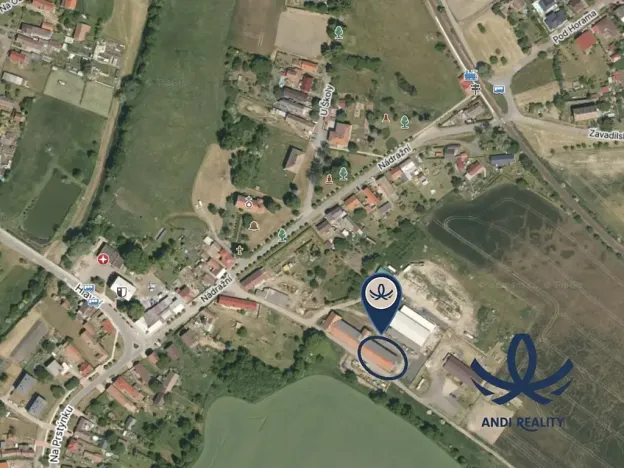 Pronájem skladu, Všejany, 253 m2