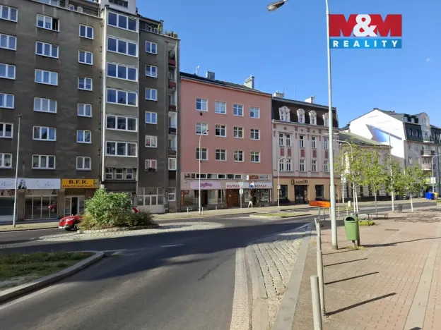 Prodej obchodního prostoru, Karlovy Vary - Rybáře, Sokolovská, 120 m2