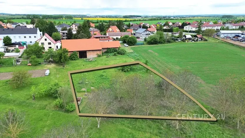 Prodej komerčního pozemku, Mratín, 1463 m2