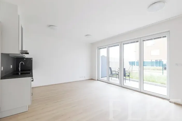 Pronájem bytu 1+kk, Praha - Stodůlky, Toufarova, 37 m2