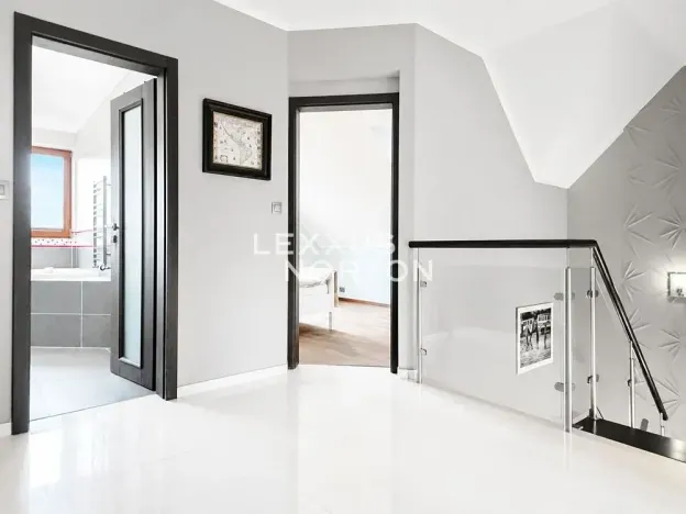 Pronájem rodinného domu, Praha - Křeslice, Pod ovčínem, 260 m2