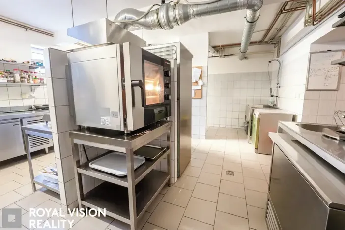 Pronájem restaurace, Brno, Martinkova, 210 m2