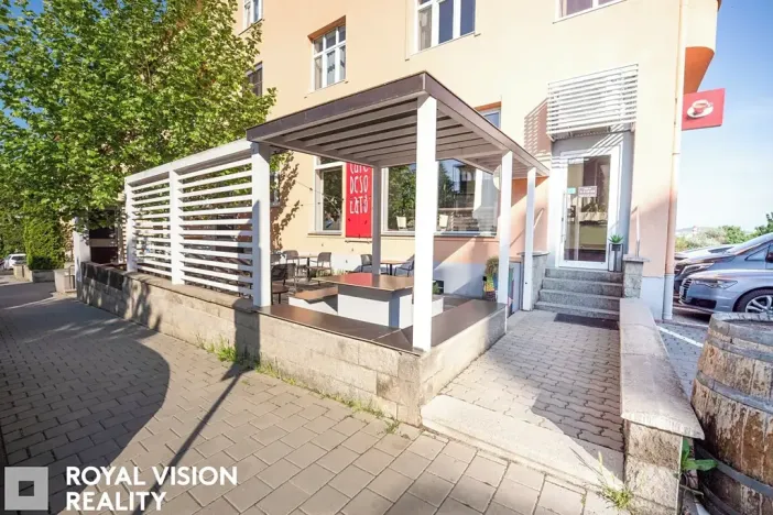 Pronájem restaurace, Brno, Martinkova, 210 m2
