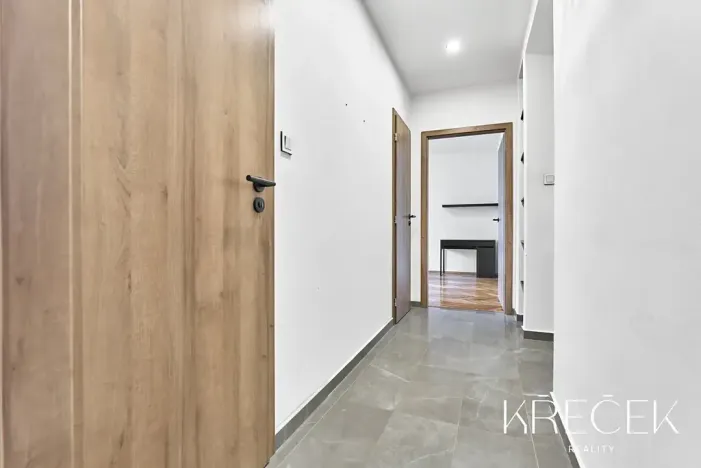 Pronájem bytu 2+kk, Třebíč, Demlova, 52 m2
