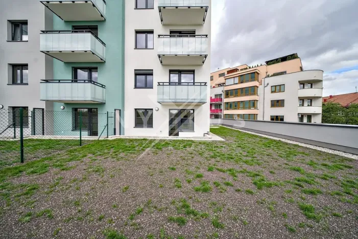 Pronájem bytu 2+kk, Praha - Strašnice, Strančická, 49 m2