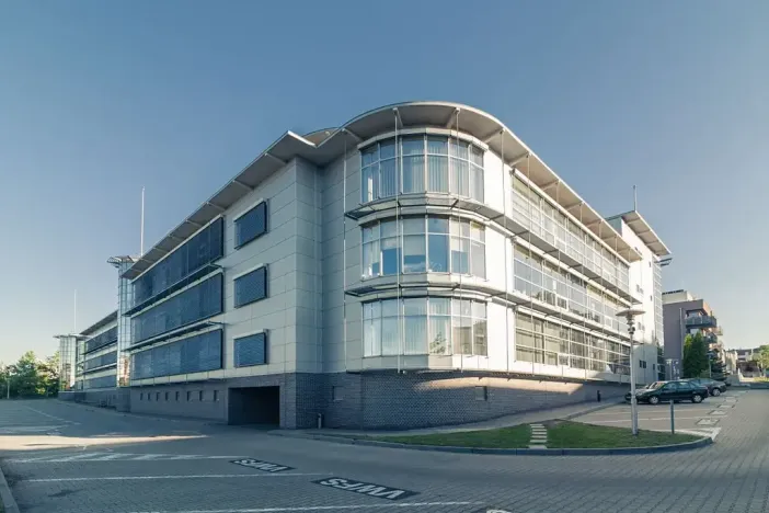 Pronájem kanceláře, Praha - Jinonice, Pekařská, 1010 m2