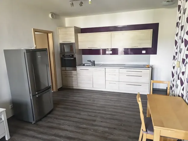 Pronájem bytu 2+kk, Zlín, Pod Křiby, 38 m2