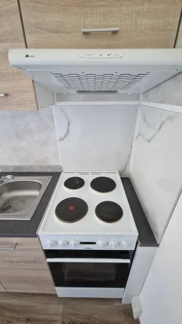 Pronájem bytu 1+kk, Teplice, Maršovská, 32 m2