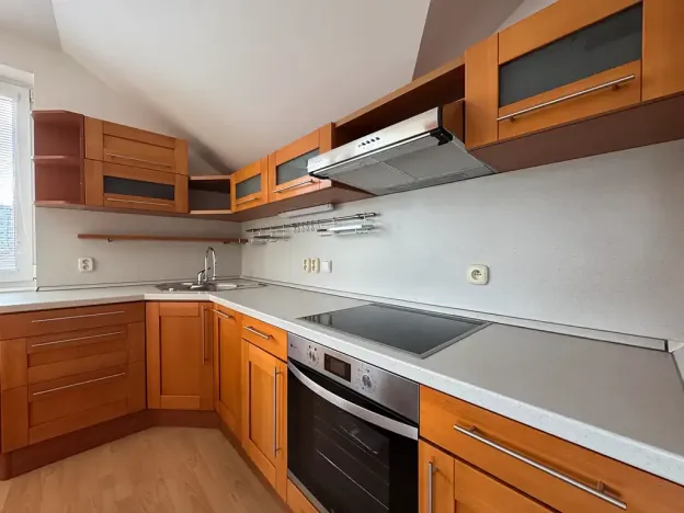 Pronájem bytu 2+kk, Praha - Letňany, Stará náves, 52 m2