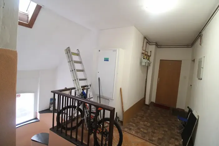 Prodej bytu 2+1, Karlovy Vary, Kolmá, 97 m2
