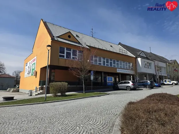 Pronájem skladu, Moravský Beroun, náměstí 9. května, 360 m2