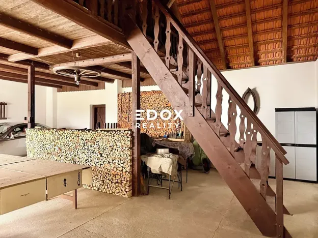 Prodej chalupy, Batelov, 140 m2