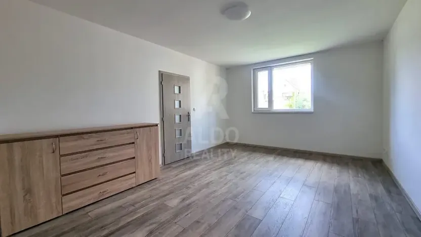 Pronájem bytu 2+1, Srubec, 106 m2