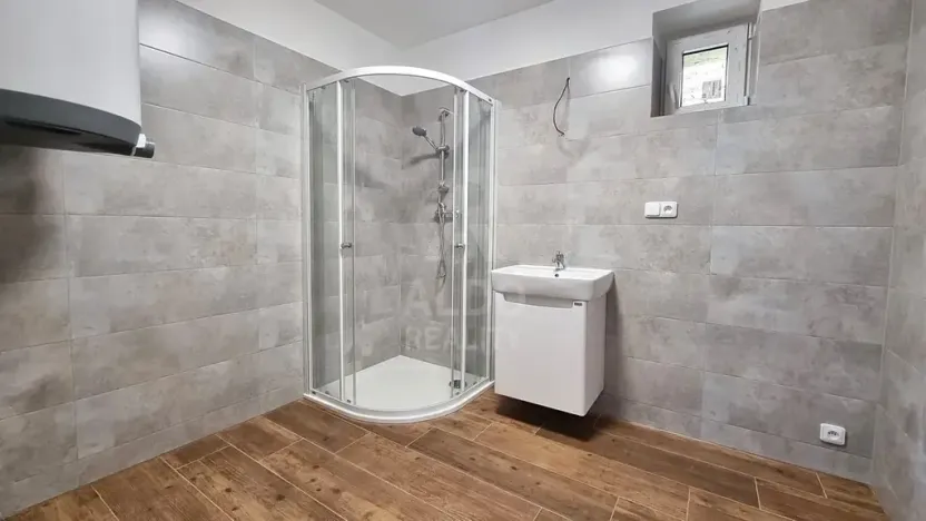 Pronájem bytu 2+1, Srubec, 106 m2