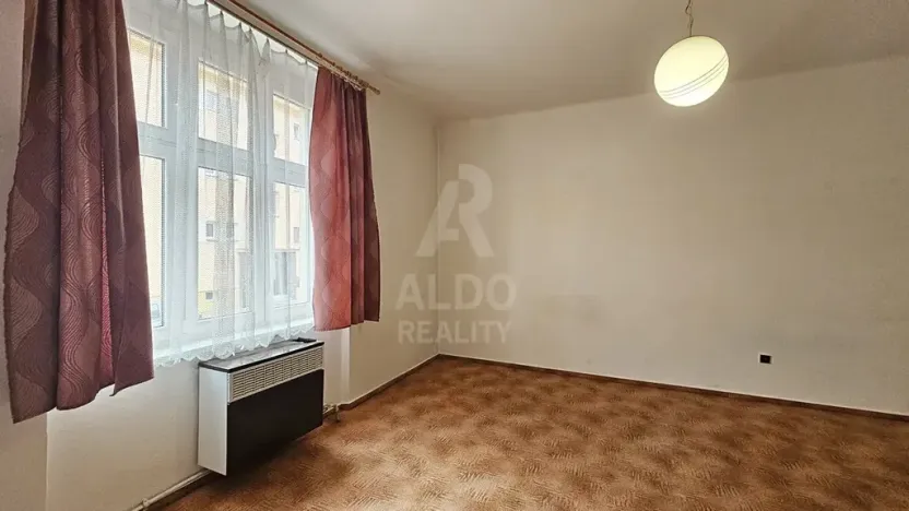 Pronájem bytu 1+1, České Budějovice, Nerudova, 50 m2