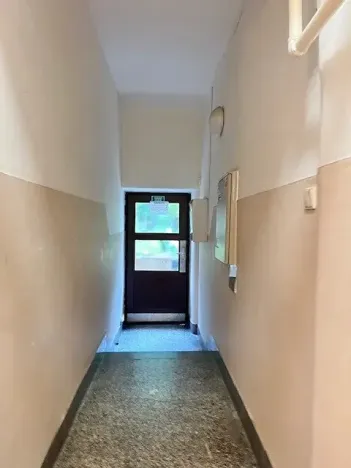 Pronájem bytu 2+1, Praha - Žižkov, Jeseniova, 42 m2
