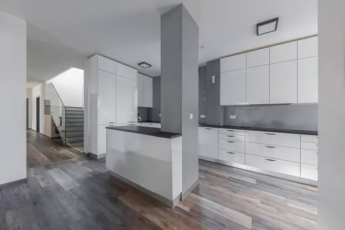 Prodej vily, Praha - Dolní Měcholupy, Na návsi, 392 m2